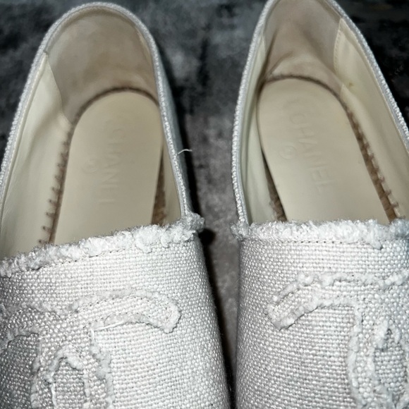 Authentic CHANEL size 40 Interlocking CC LOGO Tweed Espadrilles - Beige/Black - Picture 5 of 10